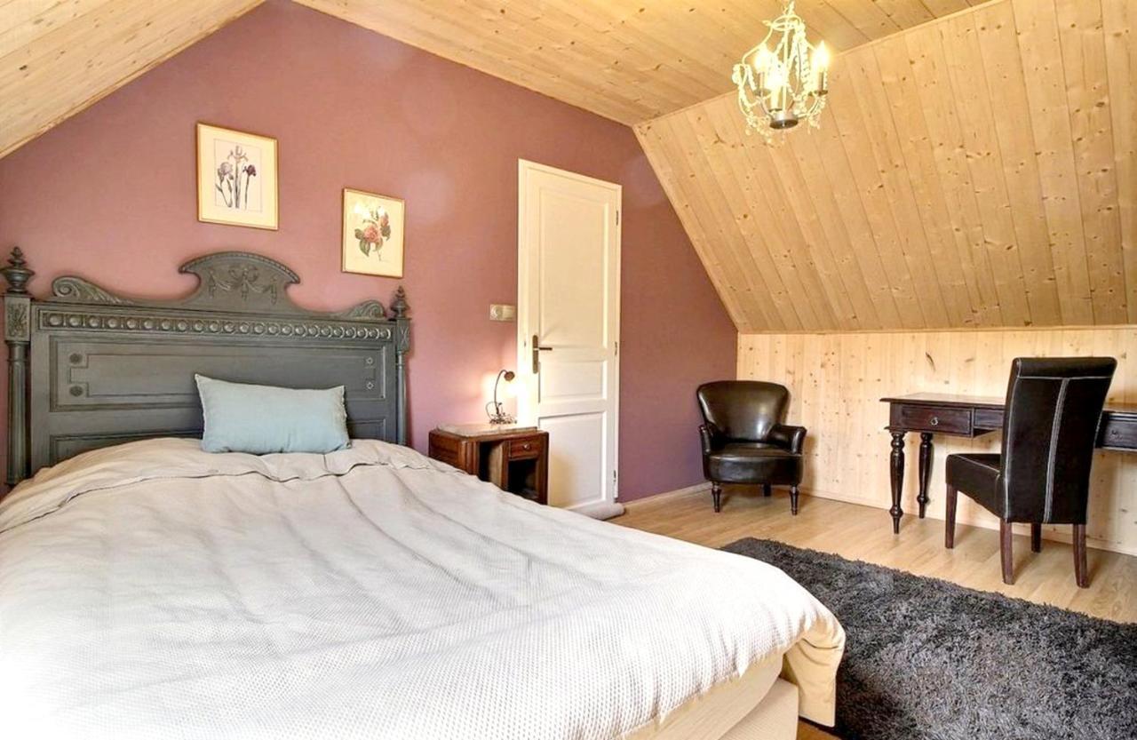 Maison Spacieuse A Plougonven Avec Jacuzzi Et Jardin Εξωτερικό φωτογραφία