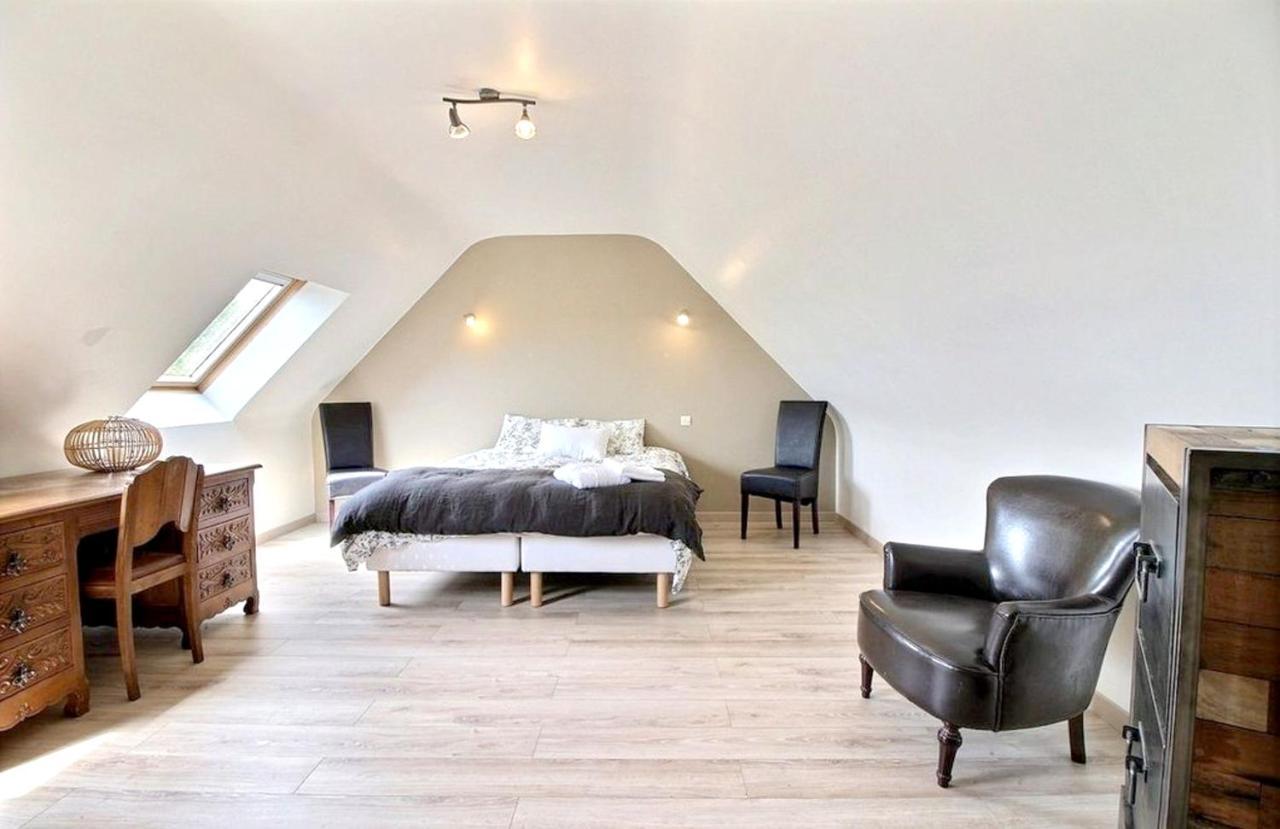 Maison Spacieuse A Plougonven Avec Jacuzzi Et Jardin Εξωτερικό φωτογραφία
